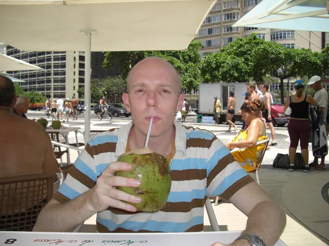 7 Advantages of Coconut Water: Rich in Electrolytes, Vitamins, and Additional Nutrients