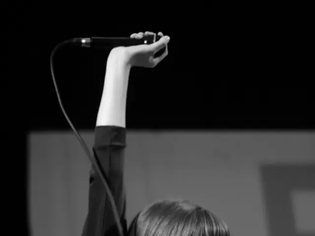 Student Diagnosed with HIV Faces School Bullying, Starts a Family Despite Challenges