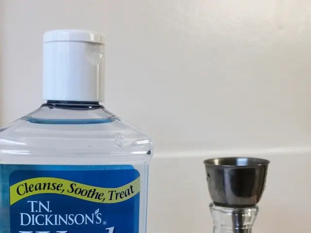 Throat irritation and neck discomfort: Origins, remedies, and identification methods