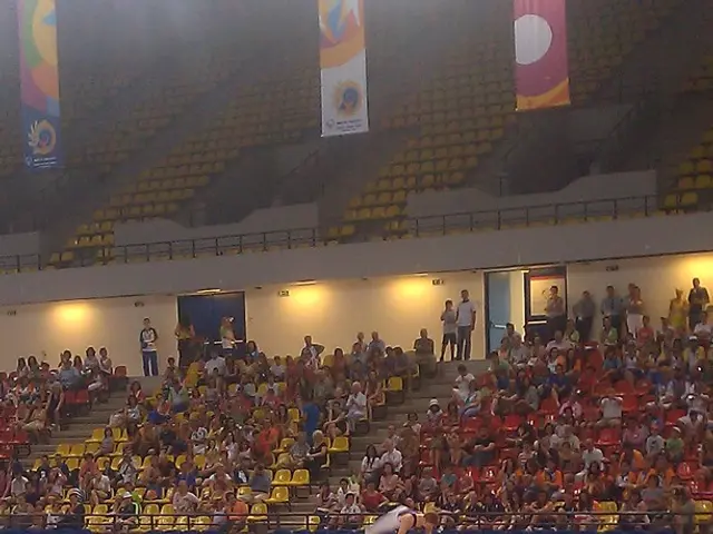 Unforeseen dismissal of the designated coach under controversial circumstances