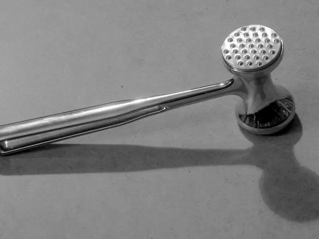 Finger Mallet Disorder: Exploration of Clinical Symptoms and Physical Examination