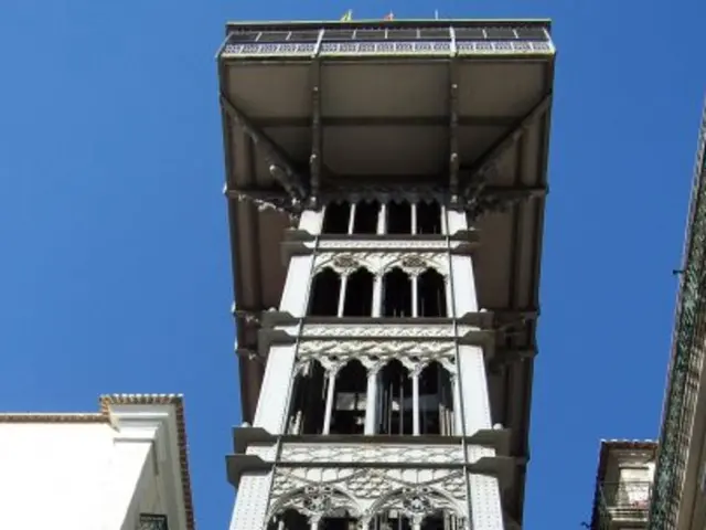 Intense water scarcity magnifies food scarcity and forced relocation in Gaza