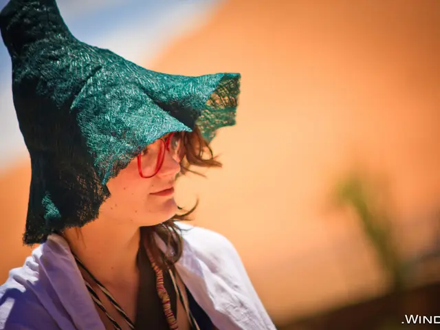 Symptoms, potential risk factors, and available treatment options for Evaporative Dry Eye