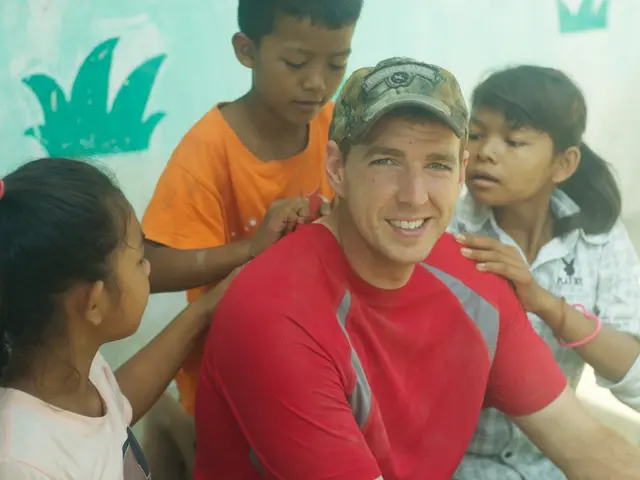 Variety of Loneliness Experiences: An Overview