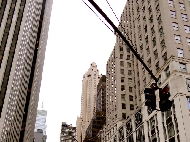 Home air purifiers potentially lower the likelihood of heart attacks occurring indoors.