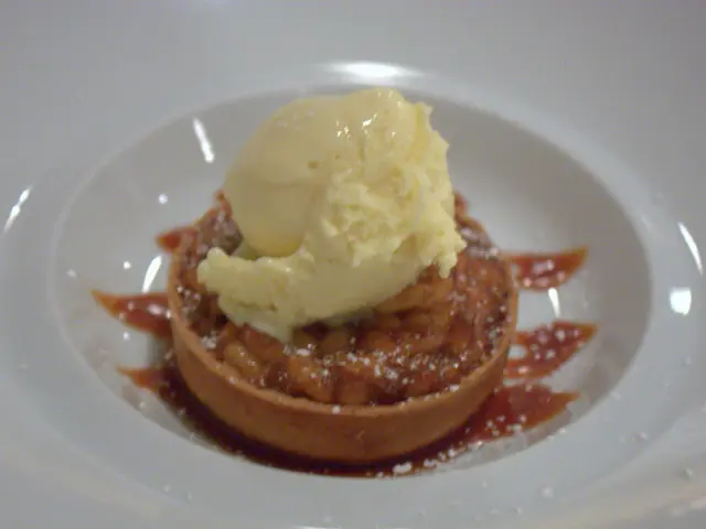 Refreshing Summer Sip: Aam Panna, a Beverage Brimming with Impressive Health Perks