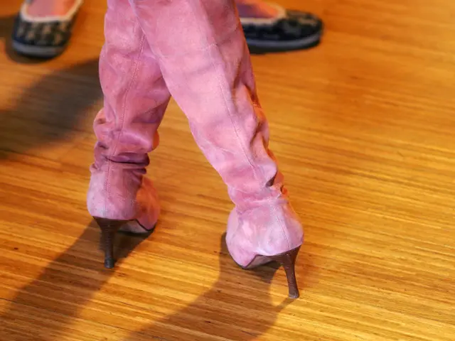 Neuroscientist Develops Foot-Friendly and Brain-Boosting High Heels in Groundbreaking Design