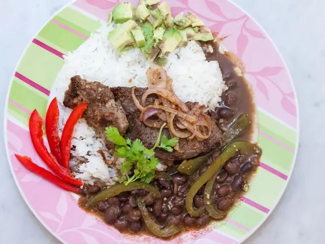 In this picture there are few eatables placed in a plate.