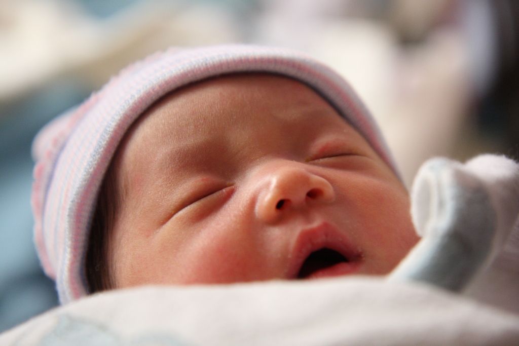 Melatonin-infused chewing gum: Unsuitable morning stimulant for children's use